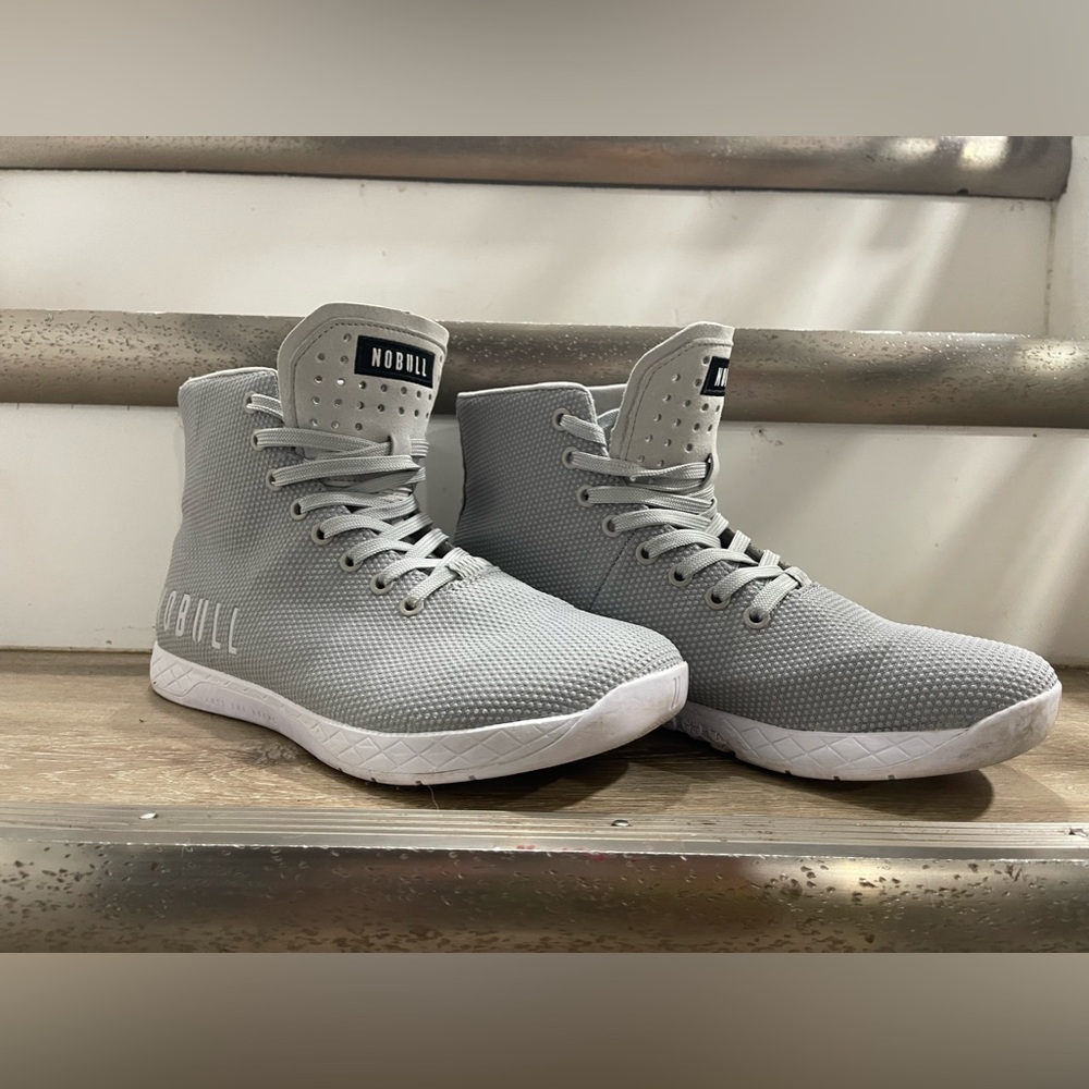 No bulls men’s 10.5 used but still like new